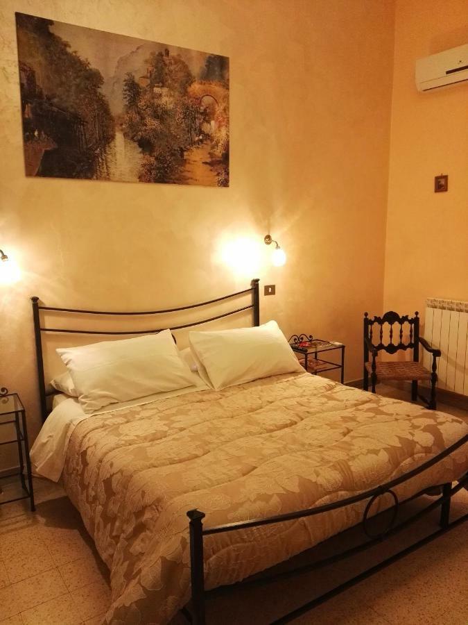 Domus Cicerone Bed & Breakfast Formia Exterior photo